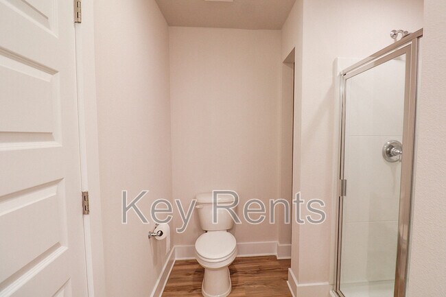 Building Photo - 1646 Iroquois Ct