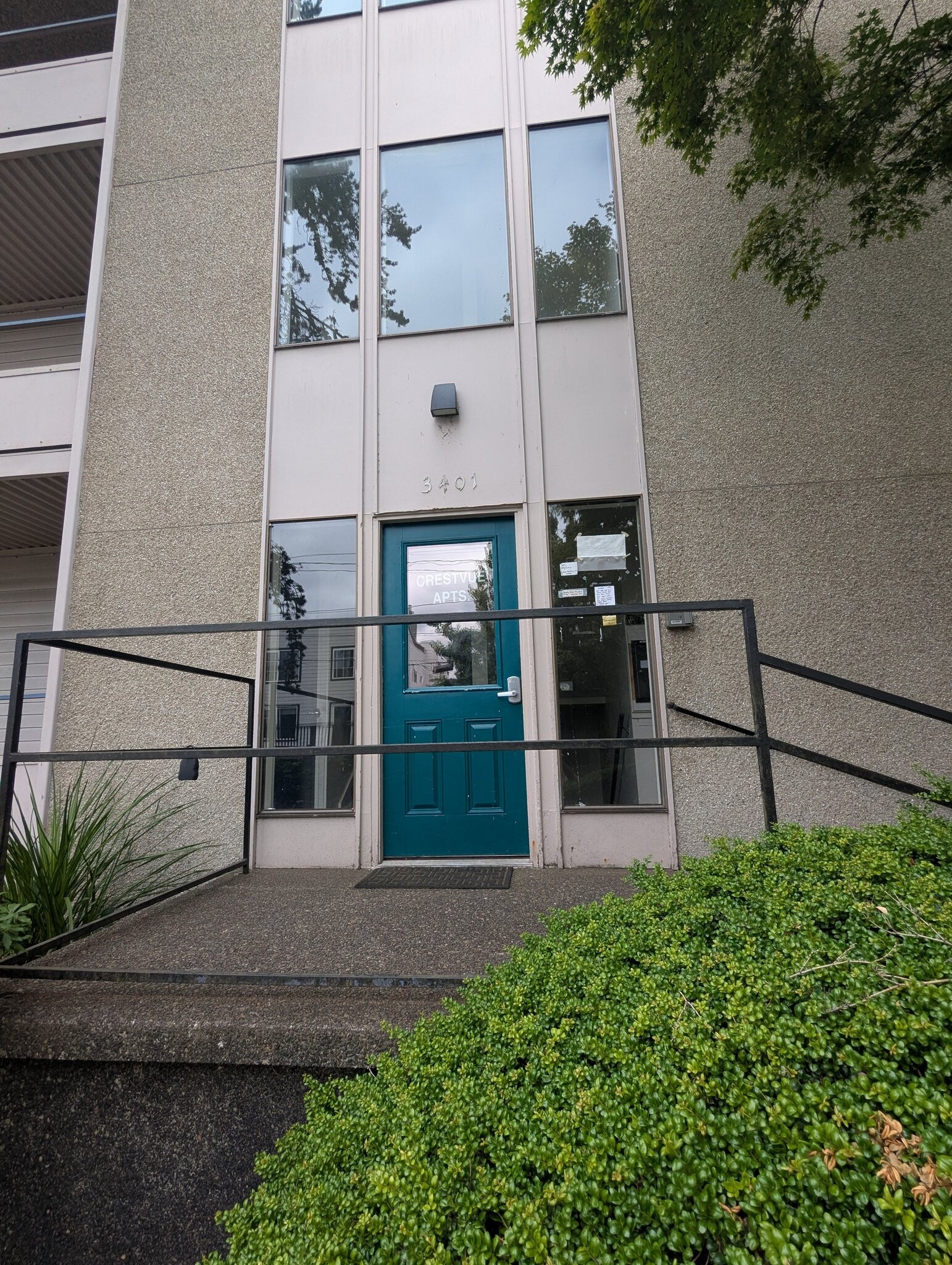 Building Photo - 3401 NE 65th St