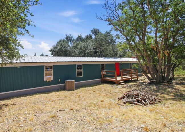 Building Photo - 3 Bedroom Home on Over .2 Acres with Canyon Lake Access!
