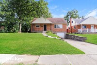 Building Photo - 2741 Jonrose Ave