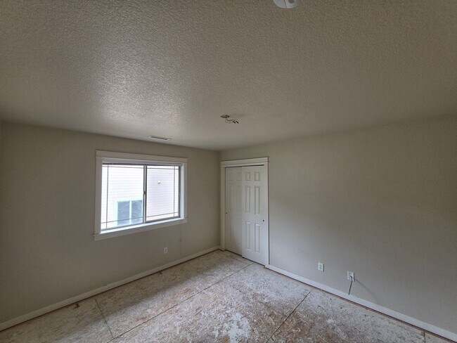Building Photo - 3722 E Avocet Way