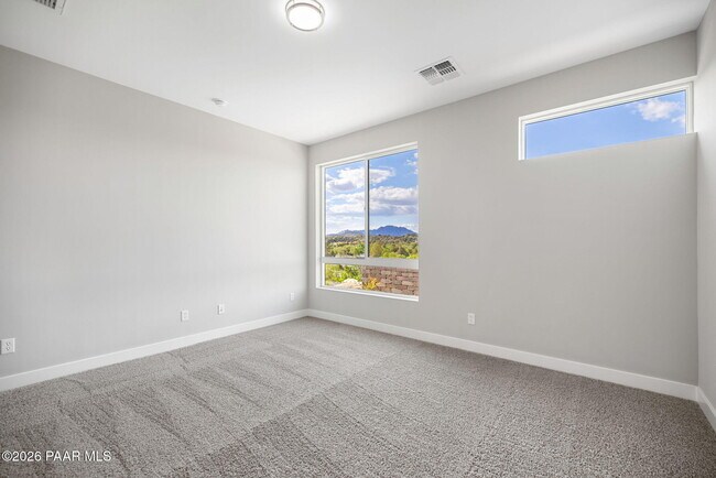 Building Photo - 1340 Rockwood Dr