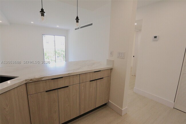 Building Photo - 801 NW 47th Ave