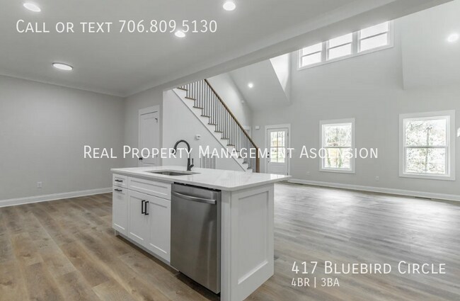 Building Photo - 417 Blue Bird Cir