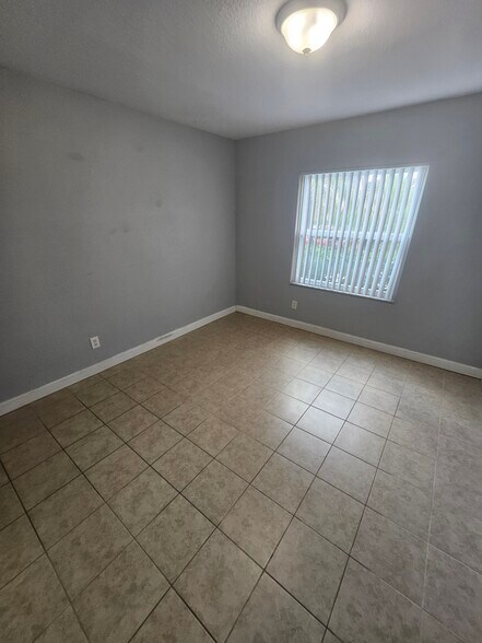 Building Photo - 2401 Barley Club Dr