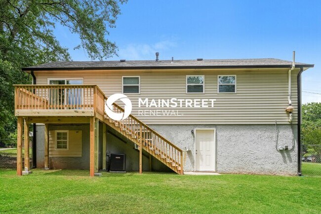 Building Photo - 4 Bedroom Pet-Friendly Home in COVINGTON, GA with Main Street Renewal