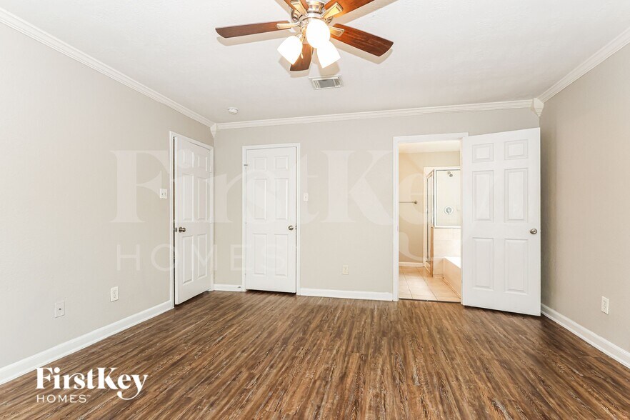 Building Photo - 23015 Banquo Dr