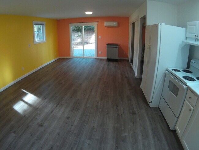 Building Photo - 15010 26th Ave NE