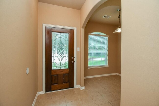 Building Photo - 26923 Glacier Creek Dr