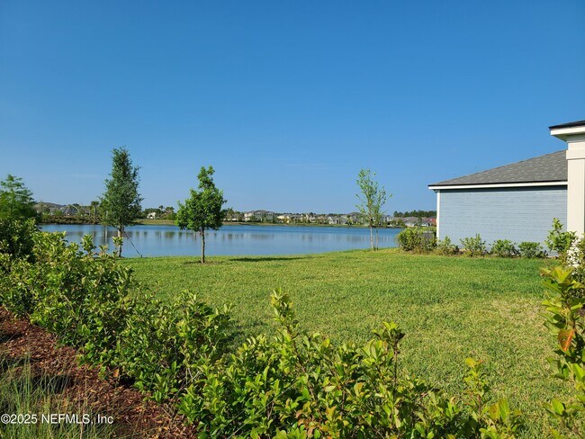 Building Photo - 25 Roycroft Pl