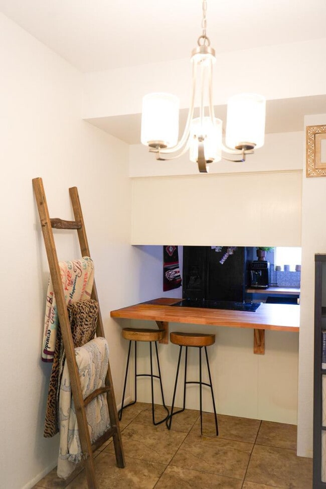 Building Photo - 11666 N 28th Dr