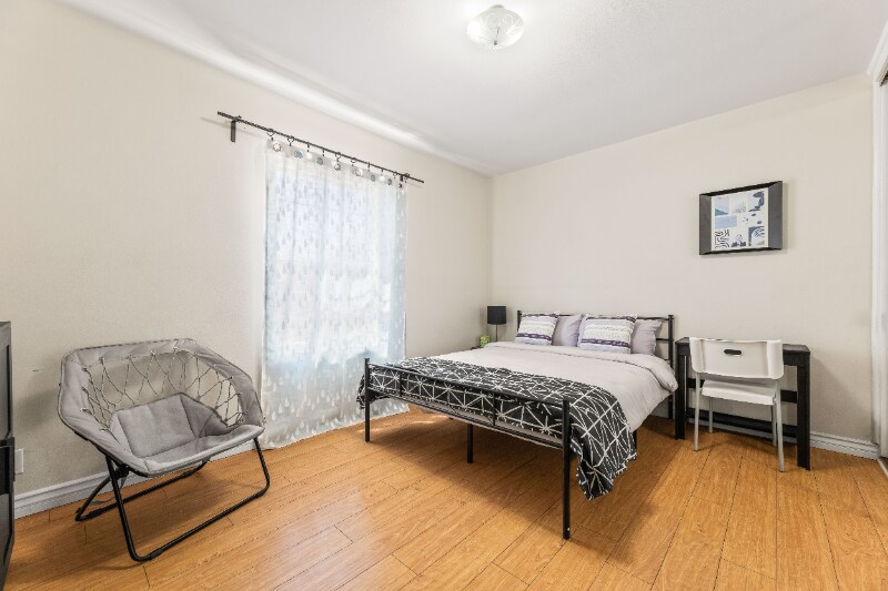 Building Photo - 7452 Jamieson Ave