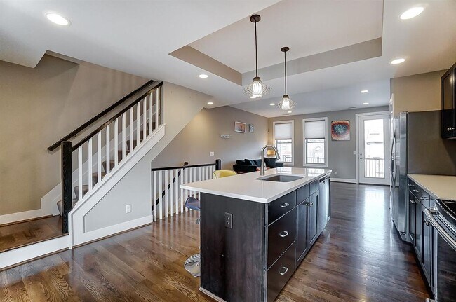 Kitchen/ Living room - 438 Northern Ave
