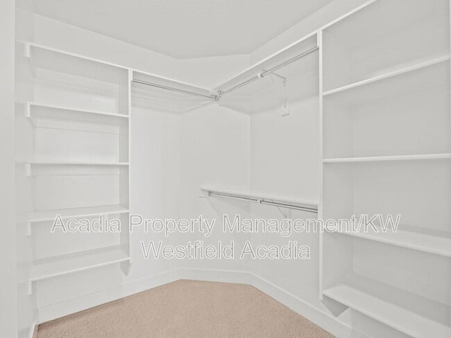 Building Photo - 136 N Desert Sage Dr