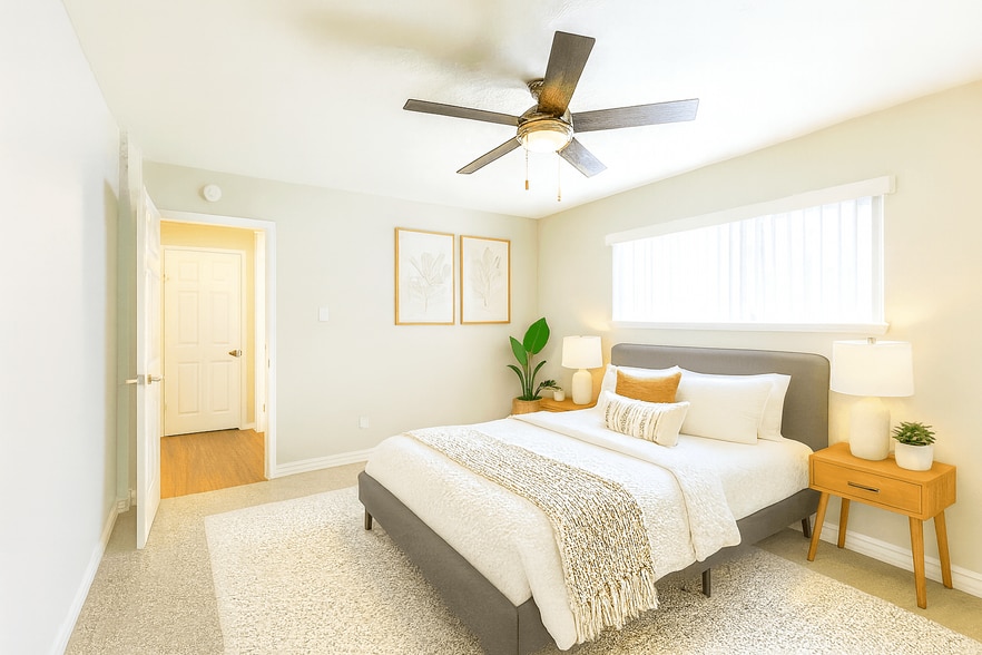 Building Photo - City Walk Apartments