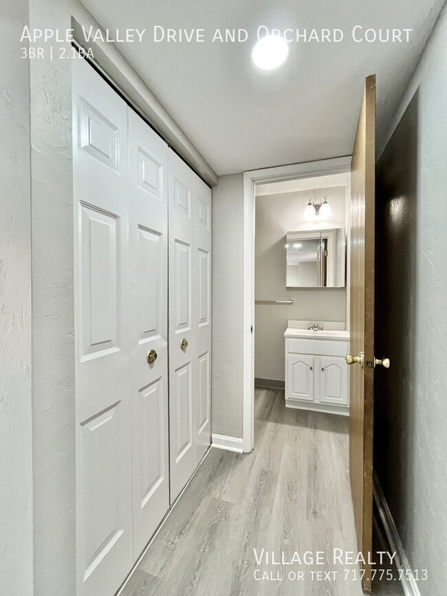 Building Photo - 910 Apple Valley Dr