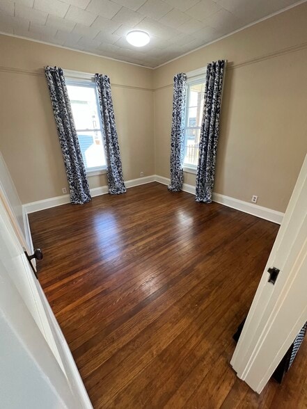 Building Photo - 2612 75th St