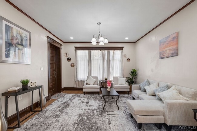 Building Photo - 166 Grey St