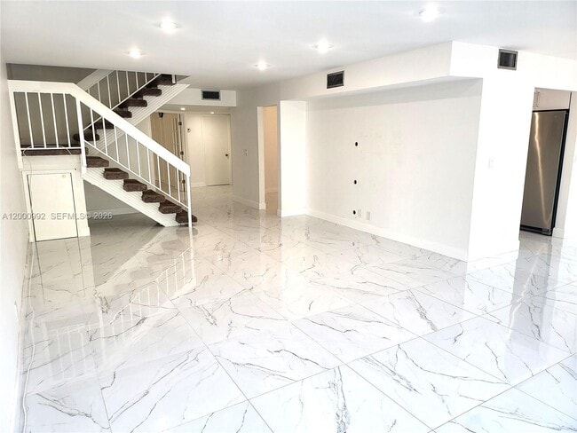 Building Photo - 9723 N New River Canal Rd