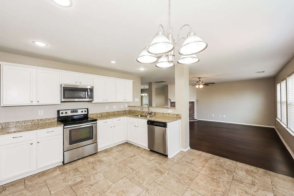 Building Photo - 9316 Liberty Crossing Dr