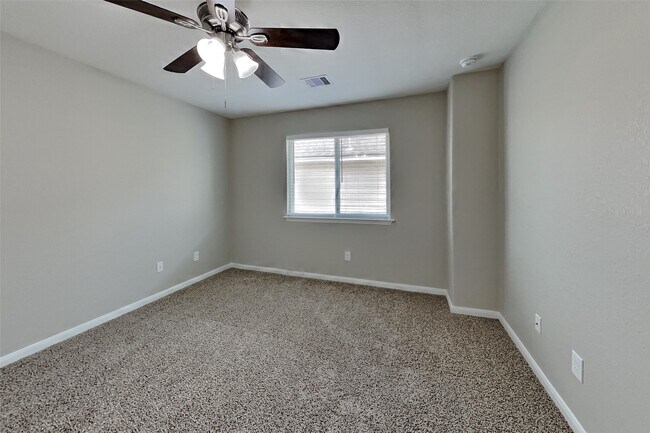 Building Photo - 16415 Lapis River Dr