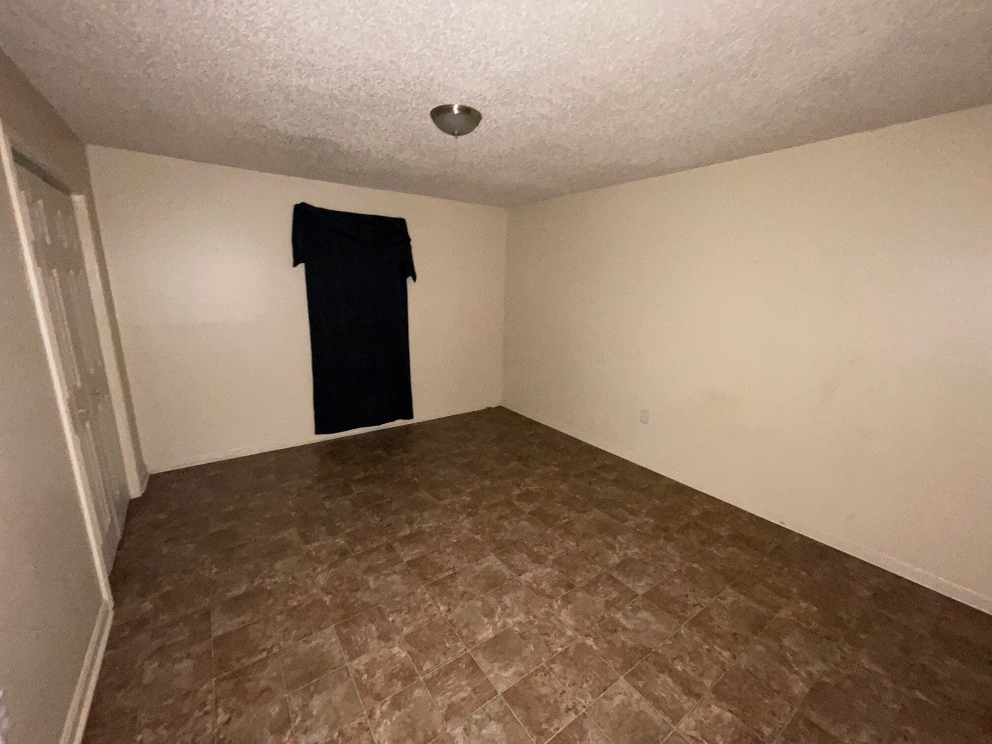 Building Photo - 9135 Great Smokey Ave