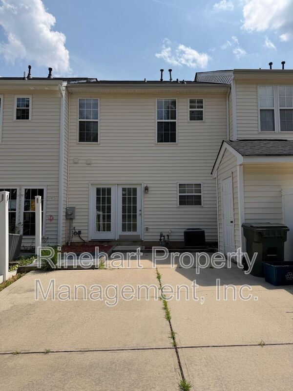 Building Photo - 737 Atherton Way