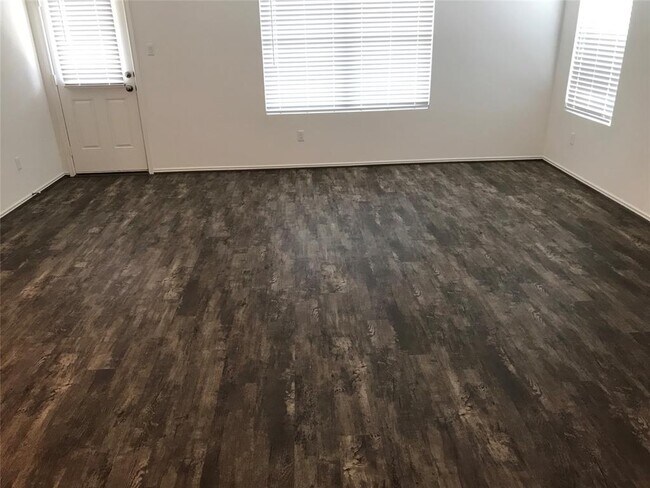 Building Photo - 1200 Nokota Bnd