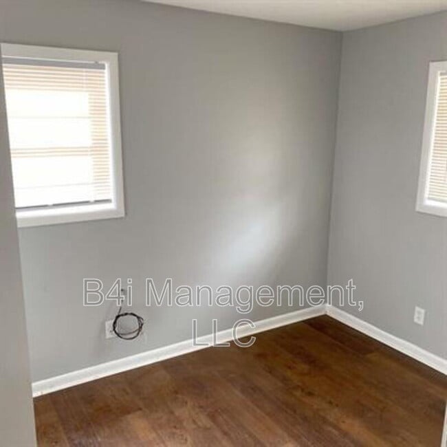 Building Photo - 719 Palmetto Ave