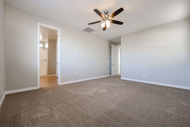 Building Photo - MOVE IN SPECIALS!! Recently Built Home in ...