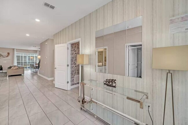 Building Photo - 730 Drop Shot Dr