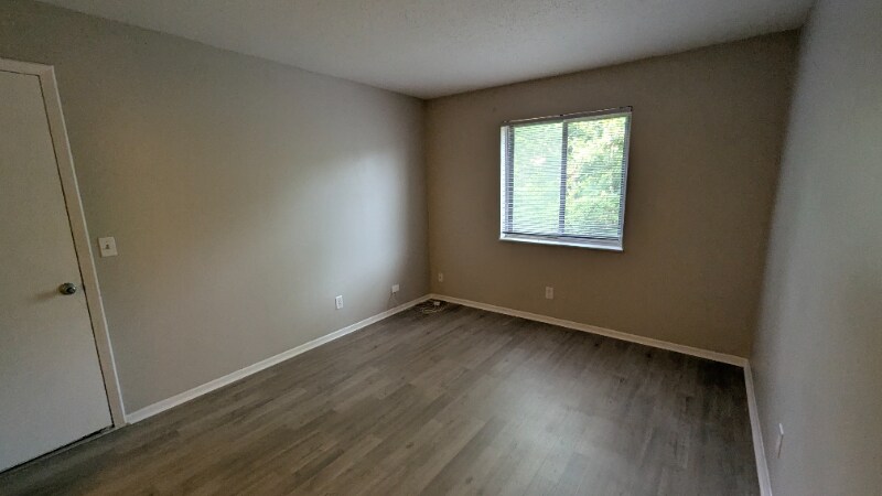 Building Photo - 2553 Brush Ct