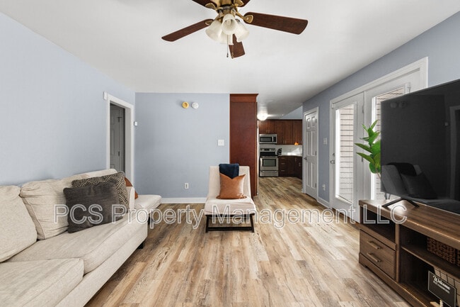 Building Photo - 12605 Jolly Pl