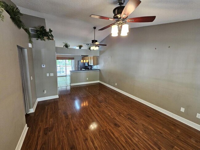 Building Photo - 5477 Lake Margaret Dr