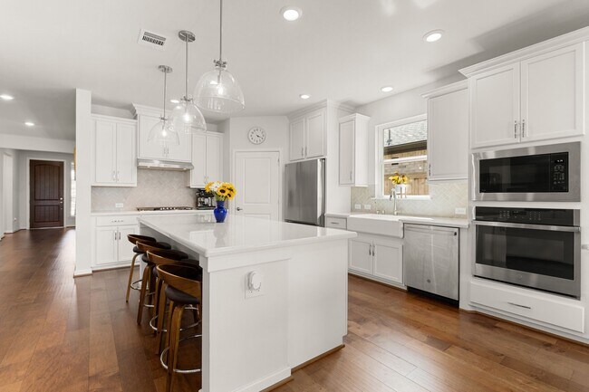 Building Photo - 29102 Rustic Orch Ln