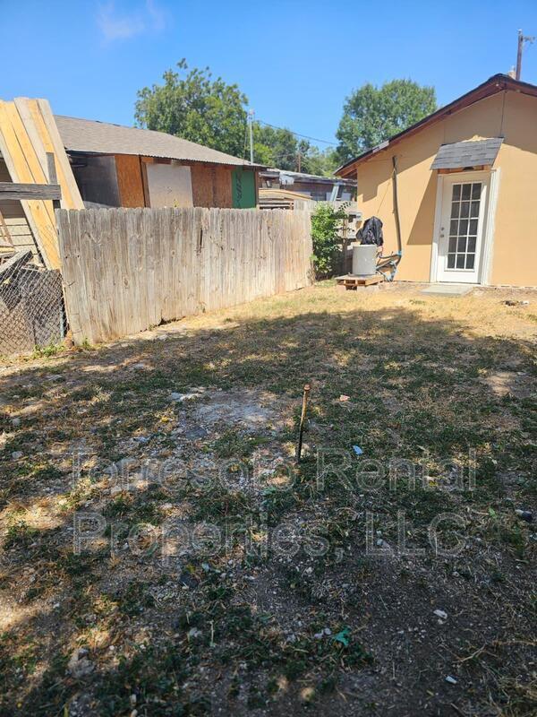 Building Photo - 333 S San Eduardo Ave