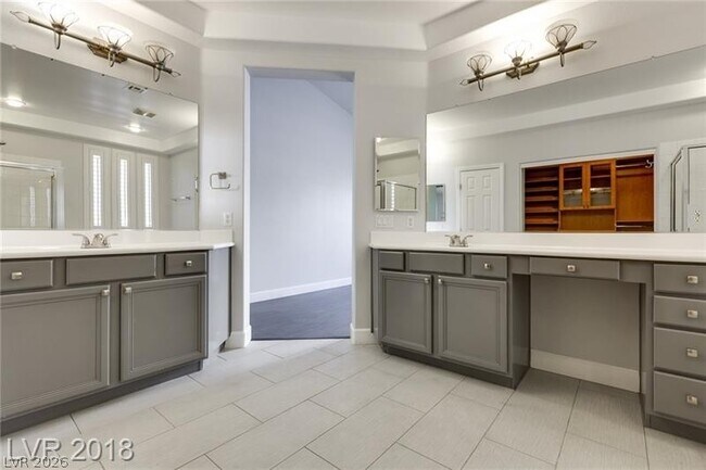 Building Photo - 5752 Murtiga Ct