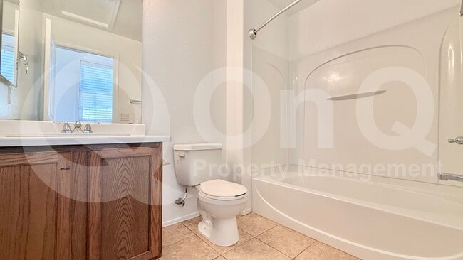 Building Photo - 1336 S Sabino Dr