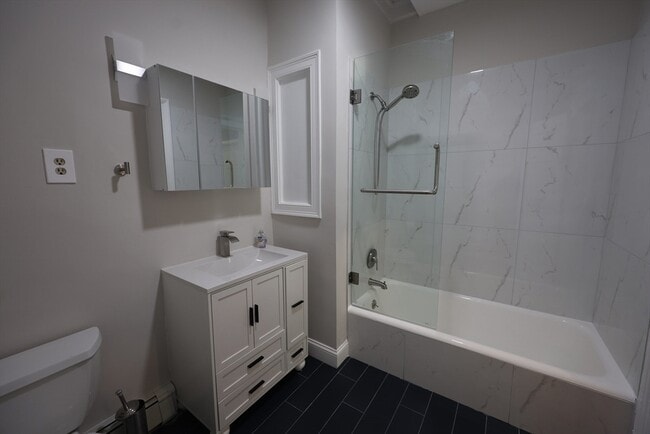 Building Photo - 318 Tappan St