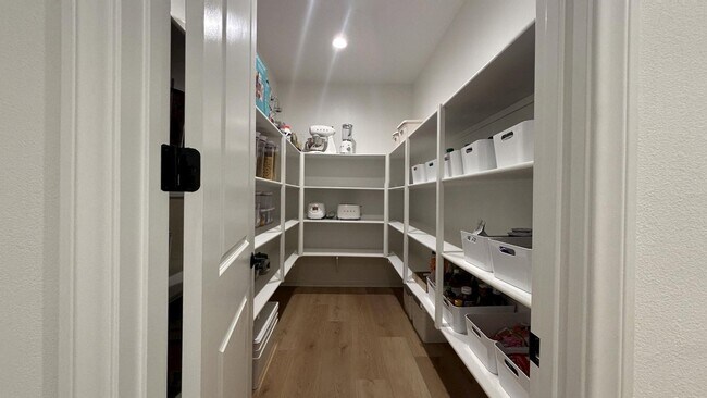 Building Photo - 25059 Sand Wedge Dr
