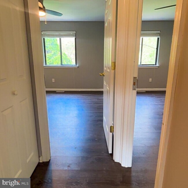 Building Photo - 3408 Stafford Pl