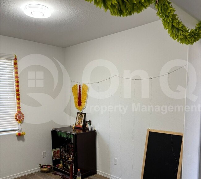 Building Photo - 25493 N 143rd Dr