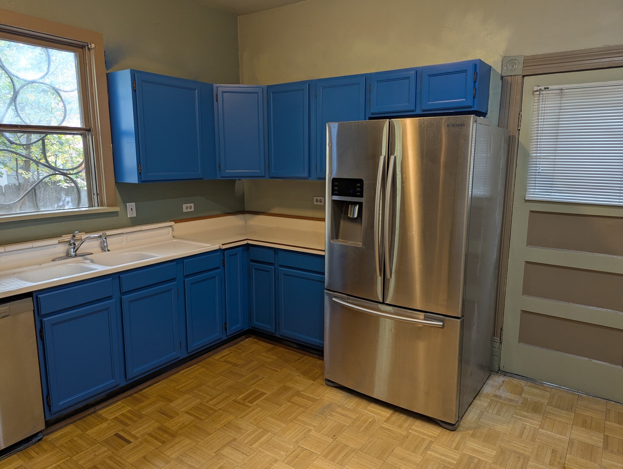 Kitchen - 2227 N Gilpin St