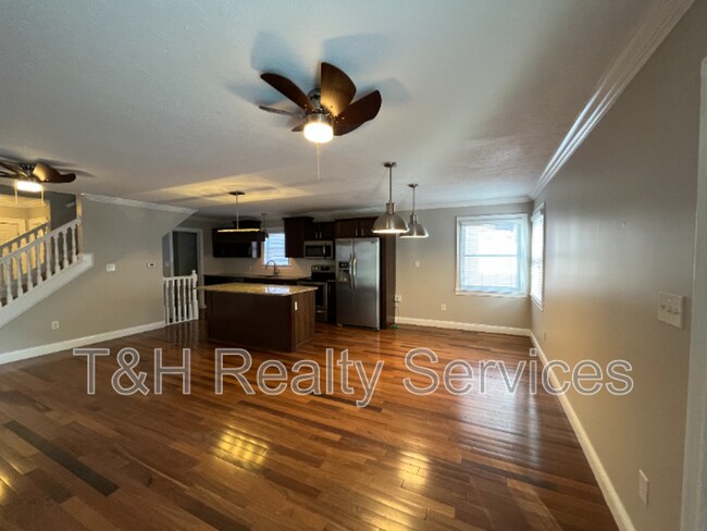 Building Photo - 2029 Ruckle St