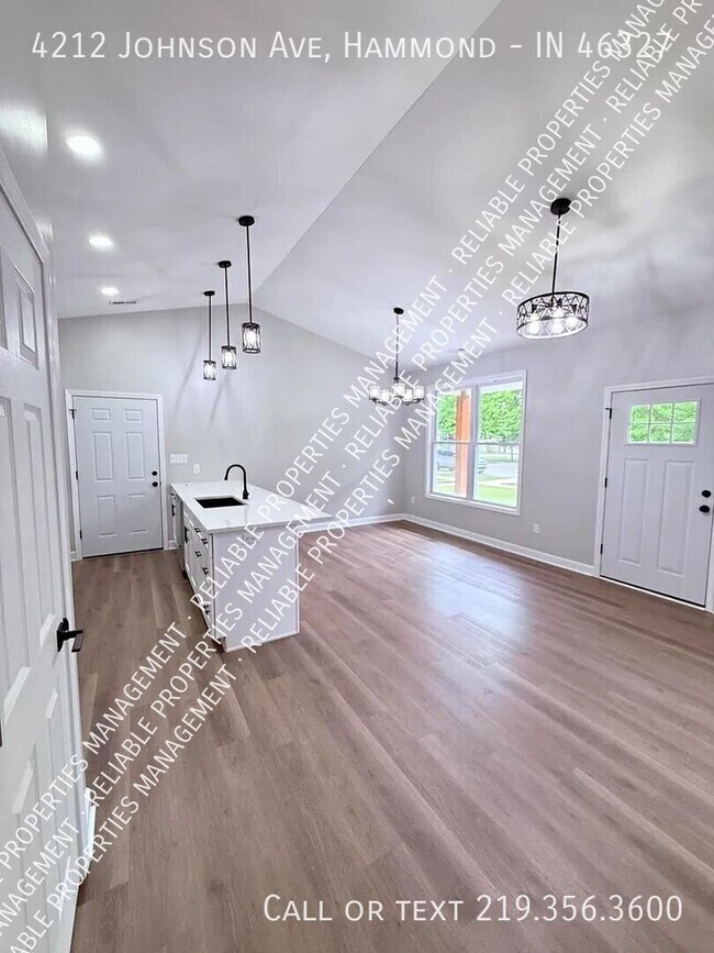 Building Photo - 4212 Johnson Ave