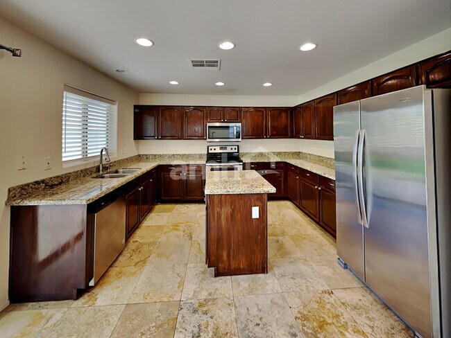 Building Photo - 27913 N 64th Ln