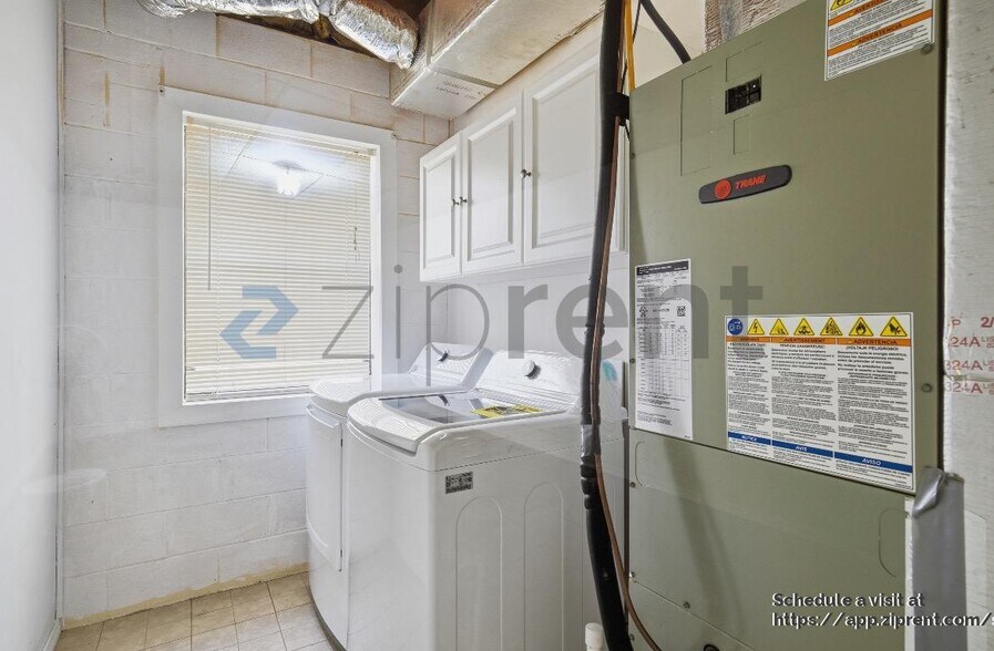 Building Photo - 103 Autumn Ln