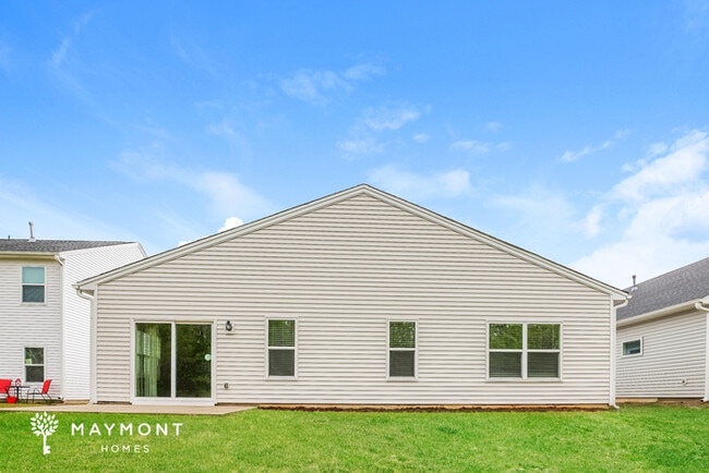 Building Photo - 207 Dorian Lp