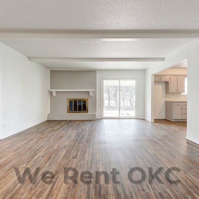 Building Photo - 1332 SW 77th Pl