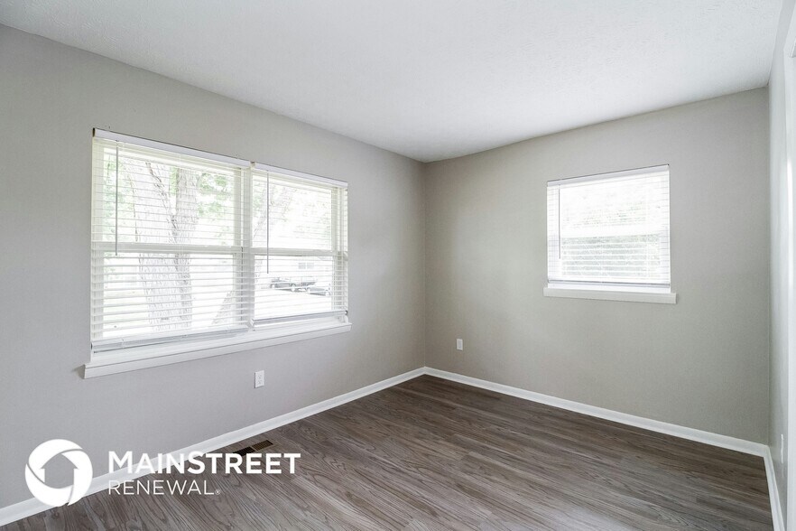 Building Photo - 2767 Bardwell Rd